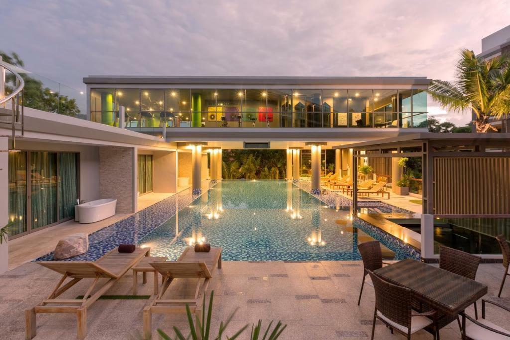 The Regent Phuket Bangtao Beach Pantai Bang Tao Luaran gambar
